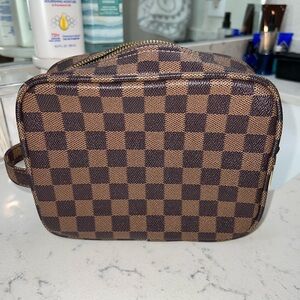 Daisy Rose Checkered Toiletry Travel Bag